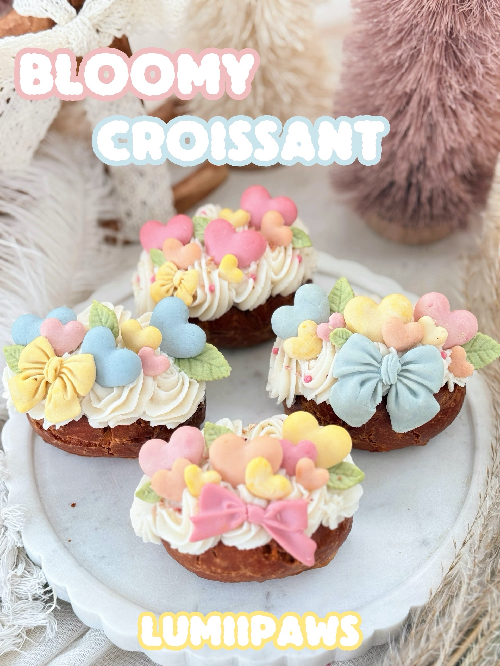 Bloomy Croissant
